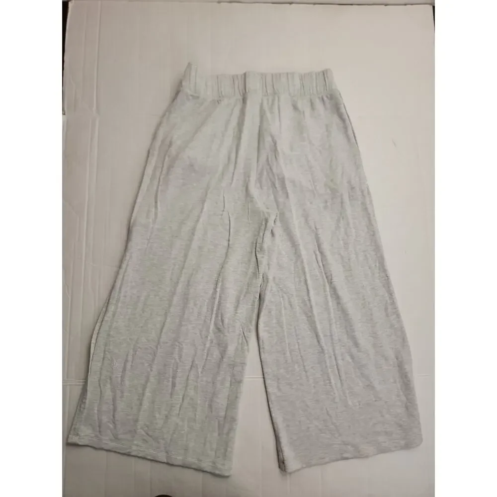 Lululemon Pants SZ 8 Seek Stillness Mid Rise Crop Heather Core Ultra Light Grey